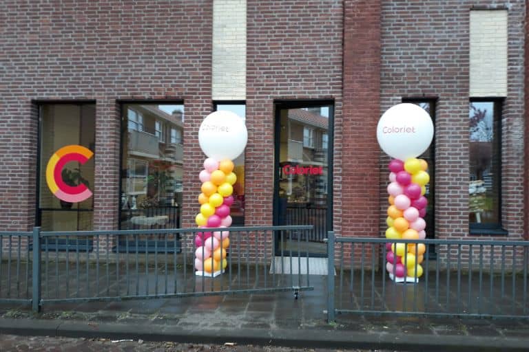 Coloriet dagcentrum de gouden koets voorzijde x px