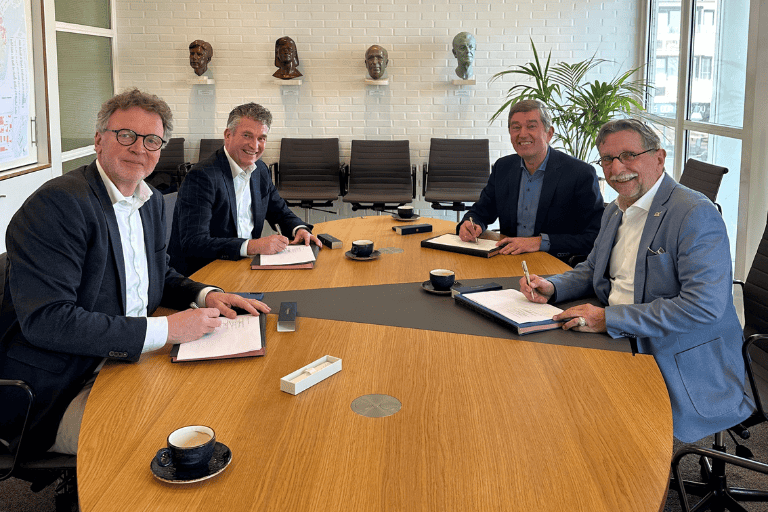 Ondertekening woonzorgvisie zeewolde